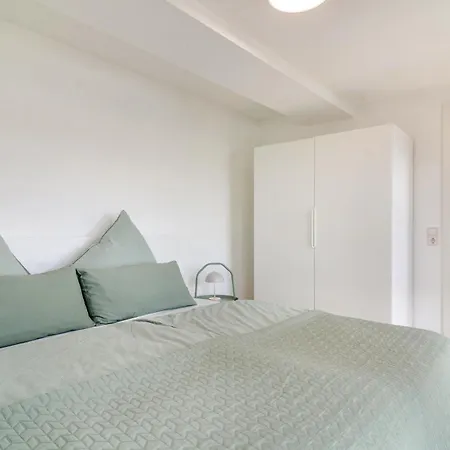 Apartment Ferienapartment Olivia Bodman-Ludwigshafen
